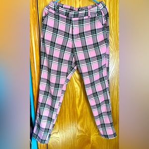 Hot Topic plaid pants pink